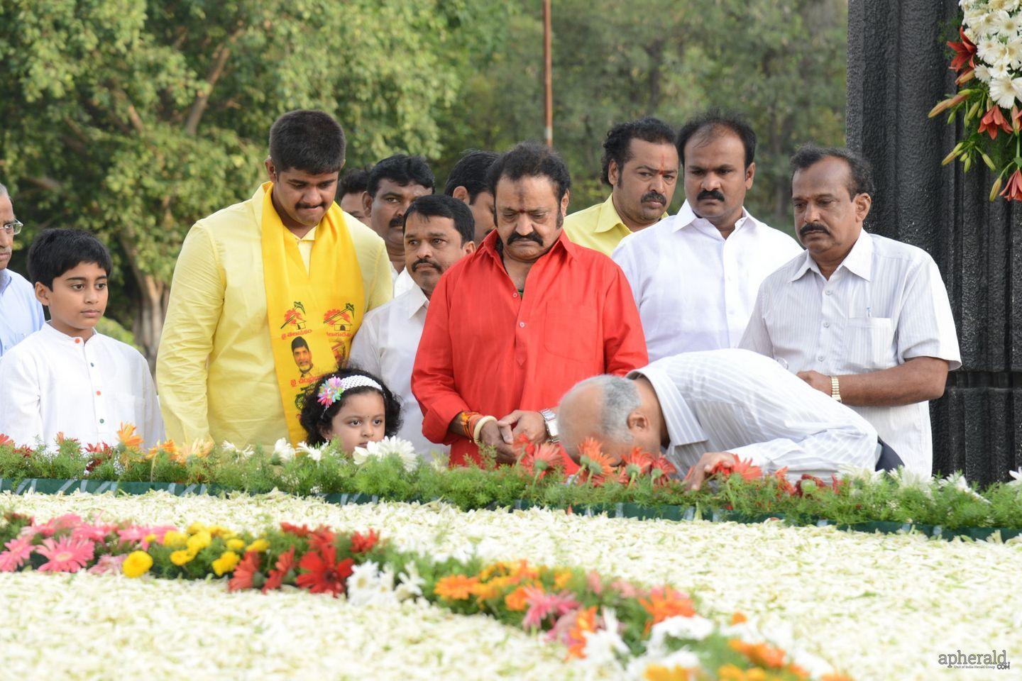 NTR Family Visit NTR Ghat