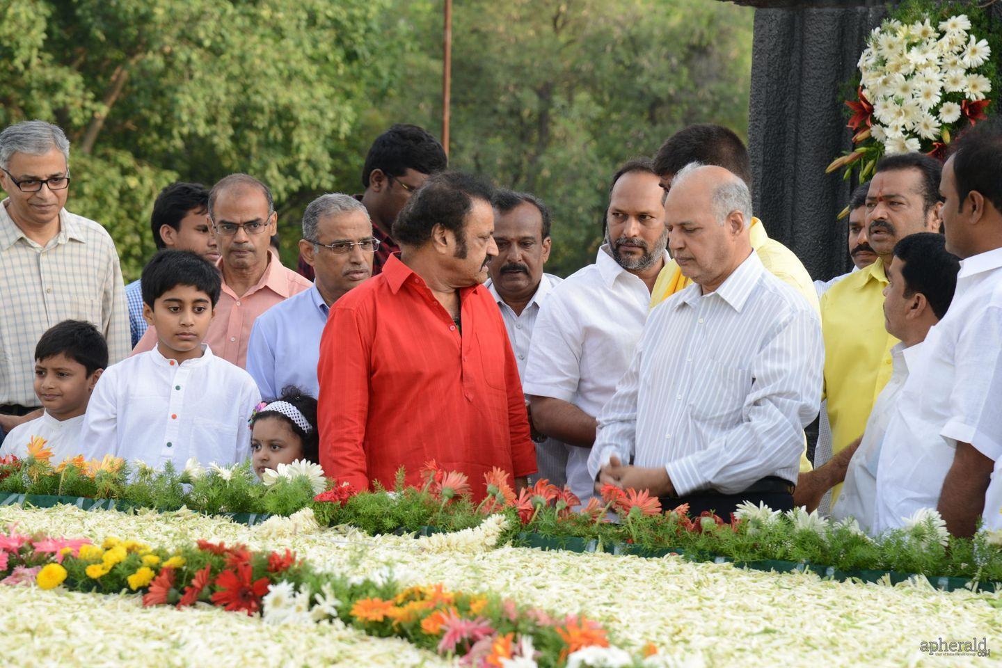 NTR Family Visit NTR Ghat