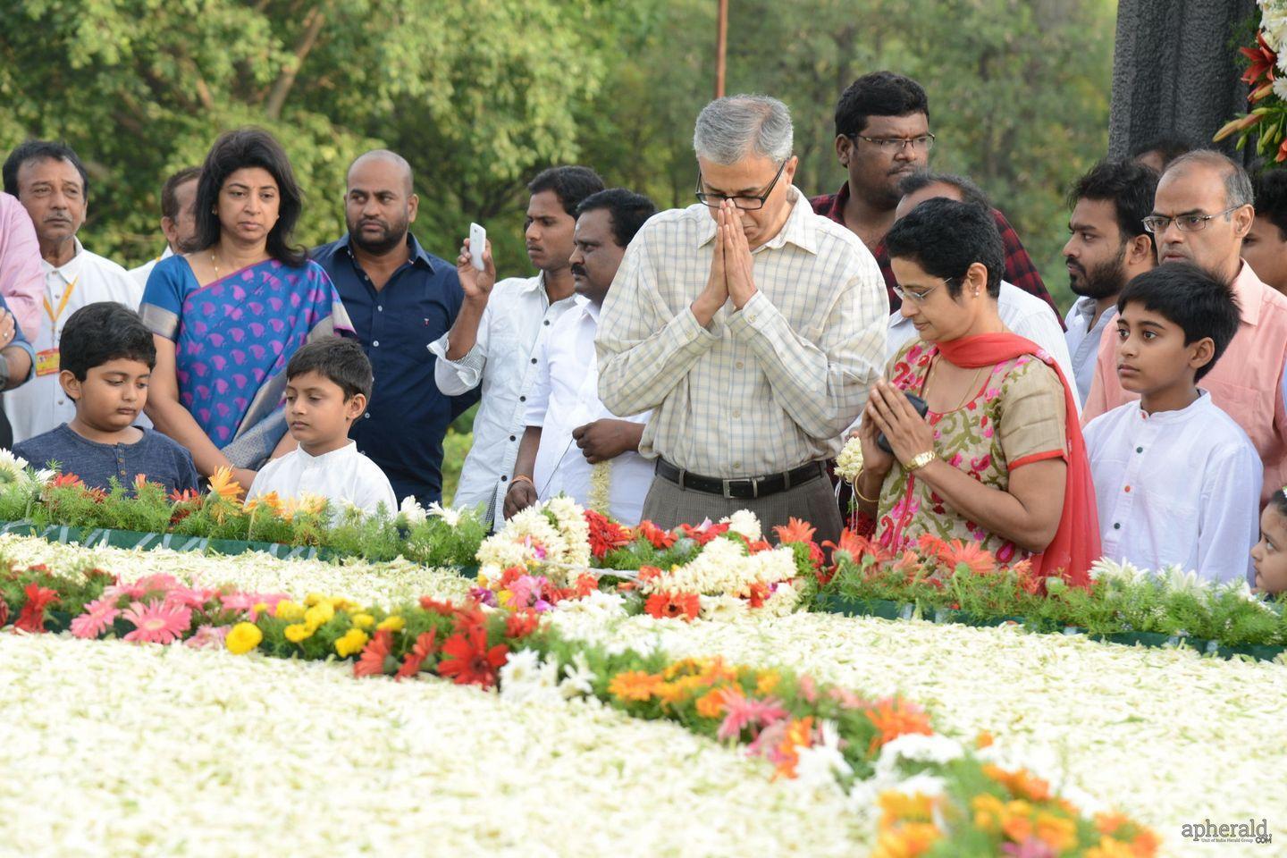 NTR Family Visit NTR Ghat
