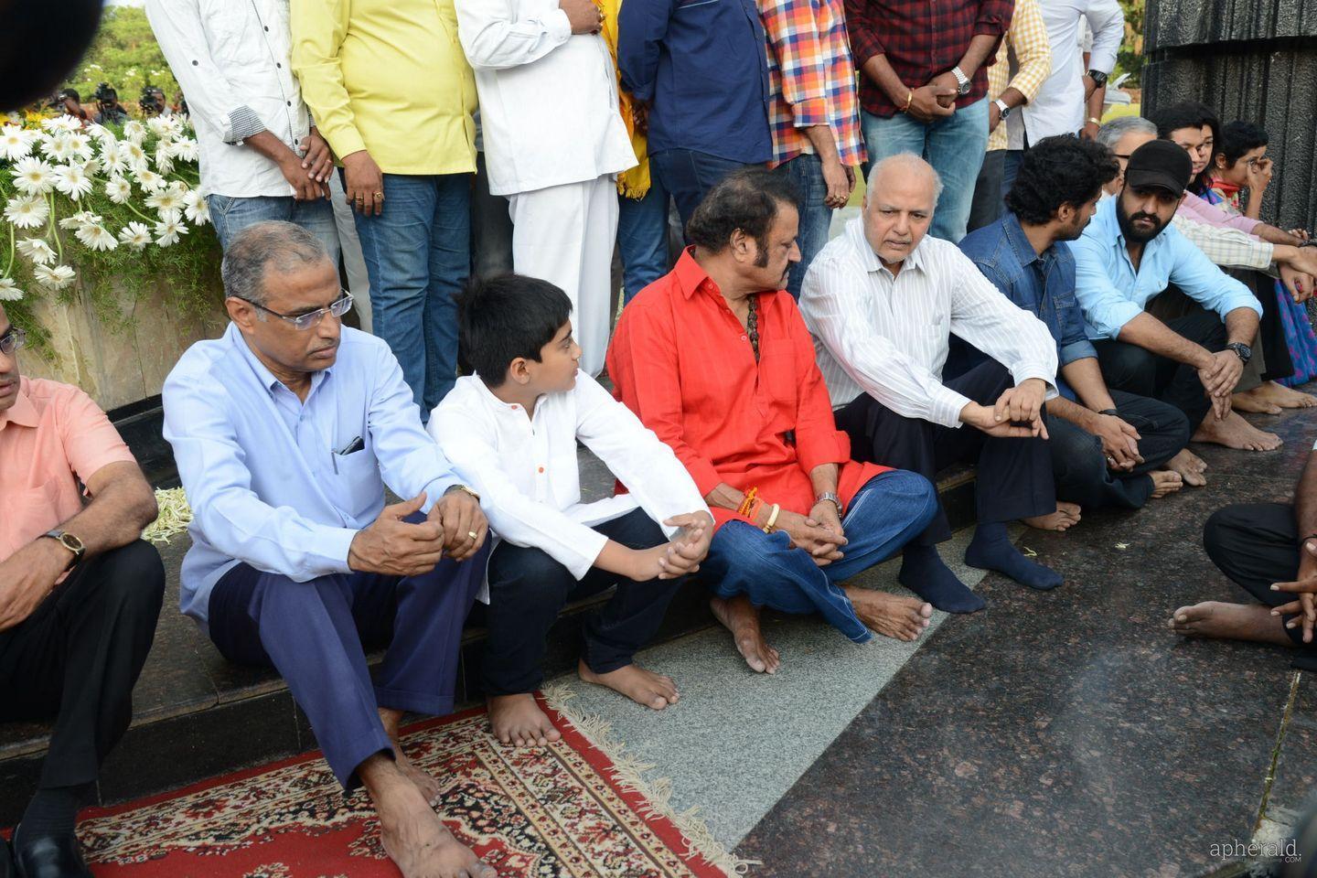 NTR Family Visit NTR Ghat