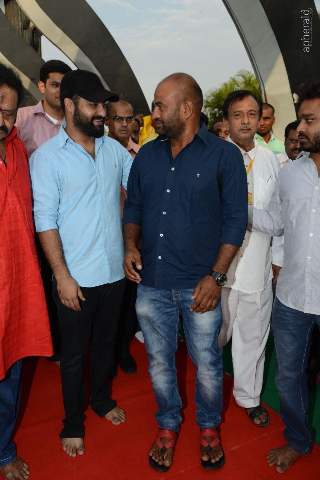 NTR Family Visit NTR Ghat