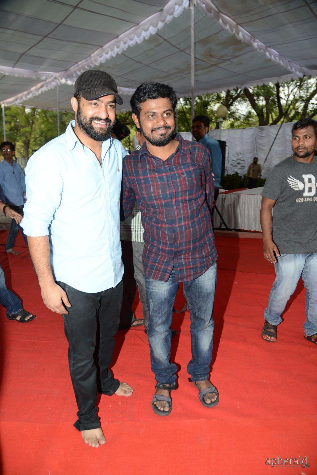 NTR Family Visit NTR Ghat