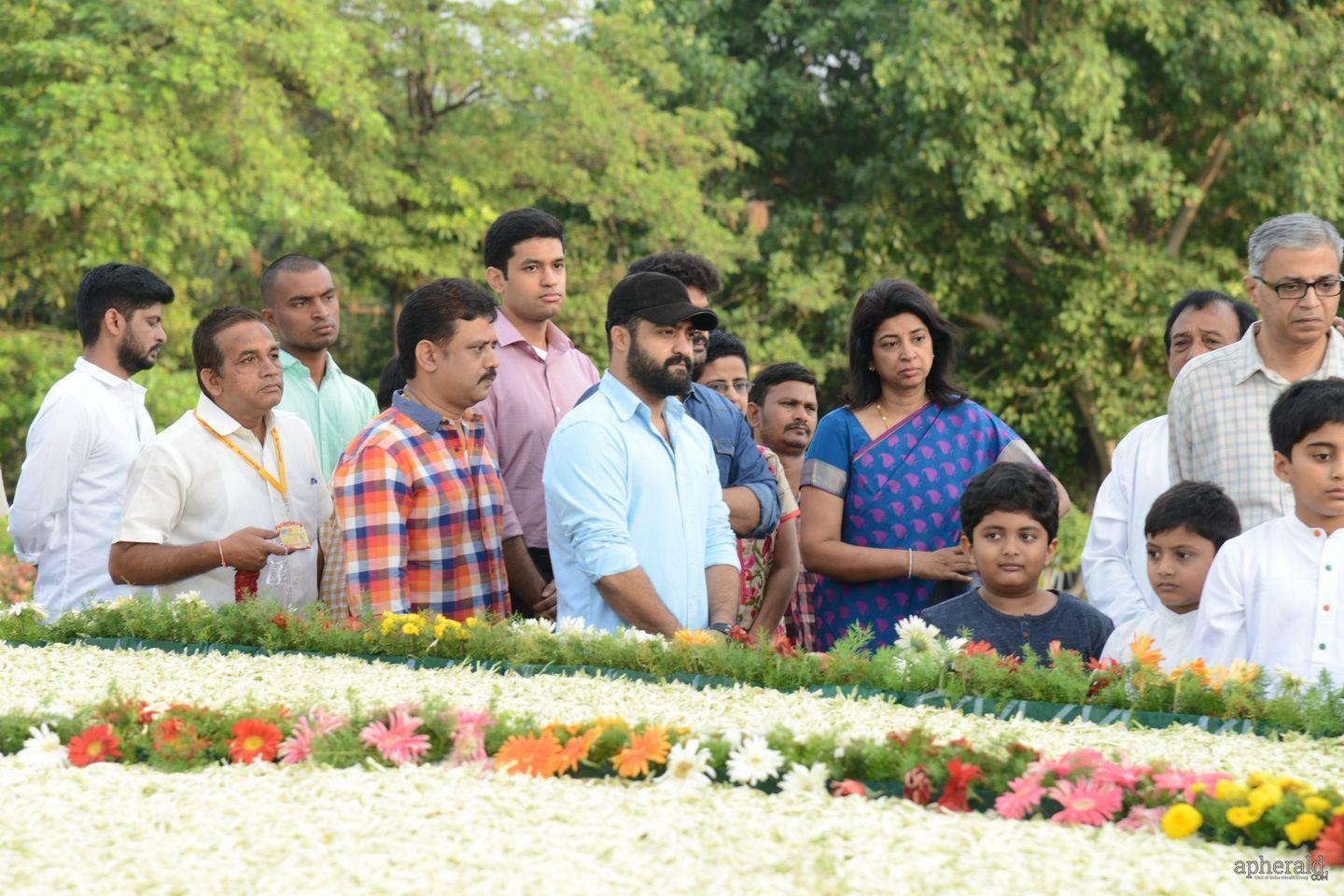 NTR Family Visit NTR Ghat