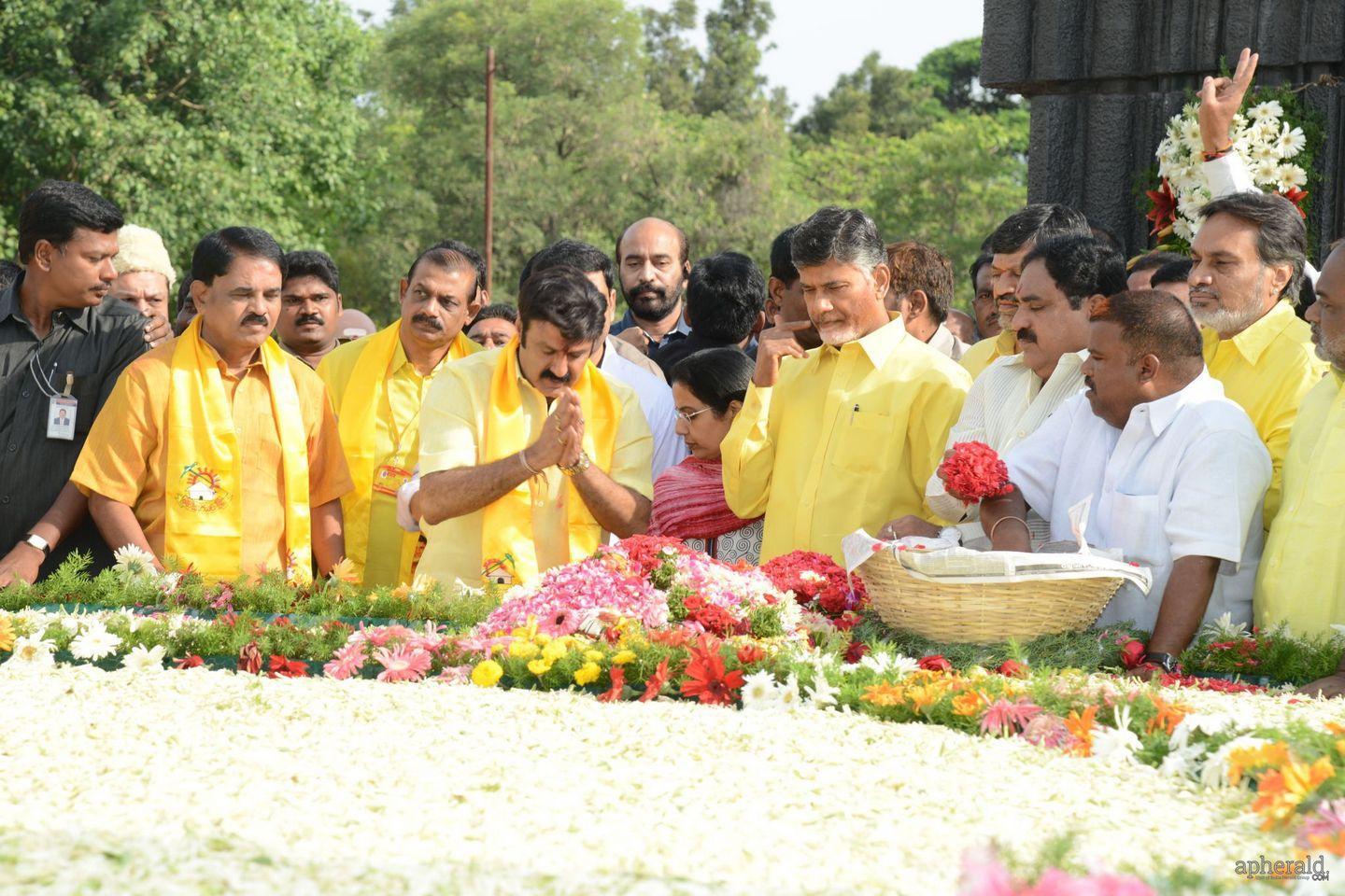 NTR Family Visit NTR Ghat