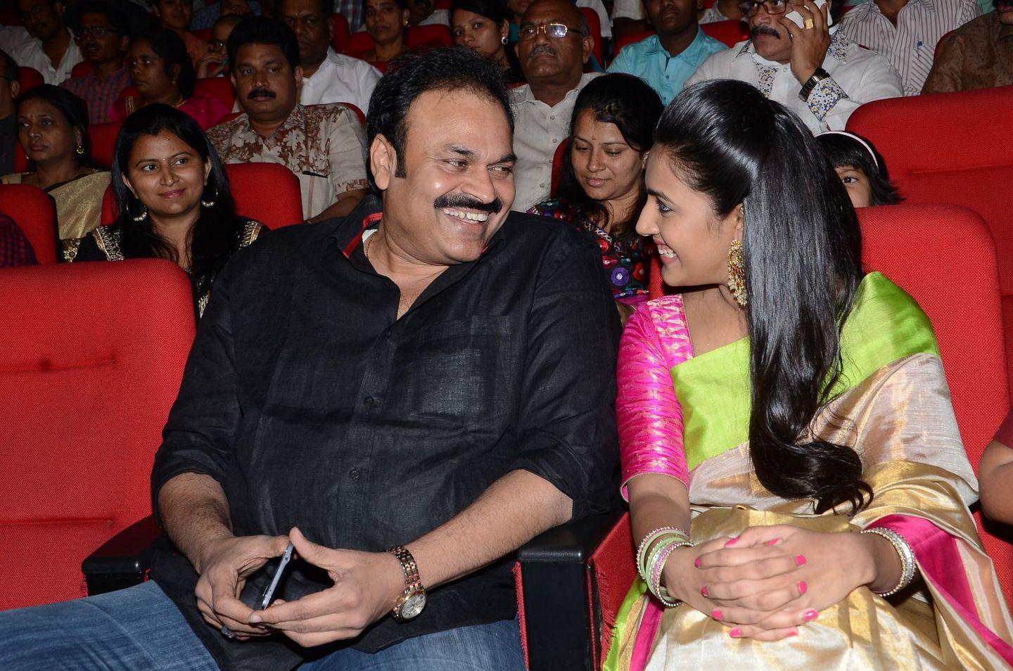 Oka Manasu Audio Launch Photos