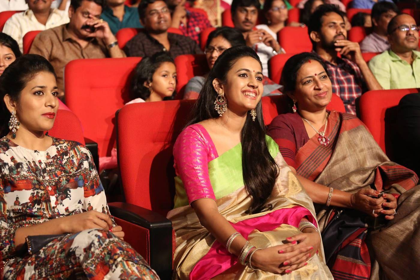 Oka Manasu Movie Audio Launch Pics