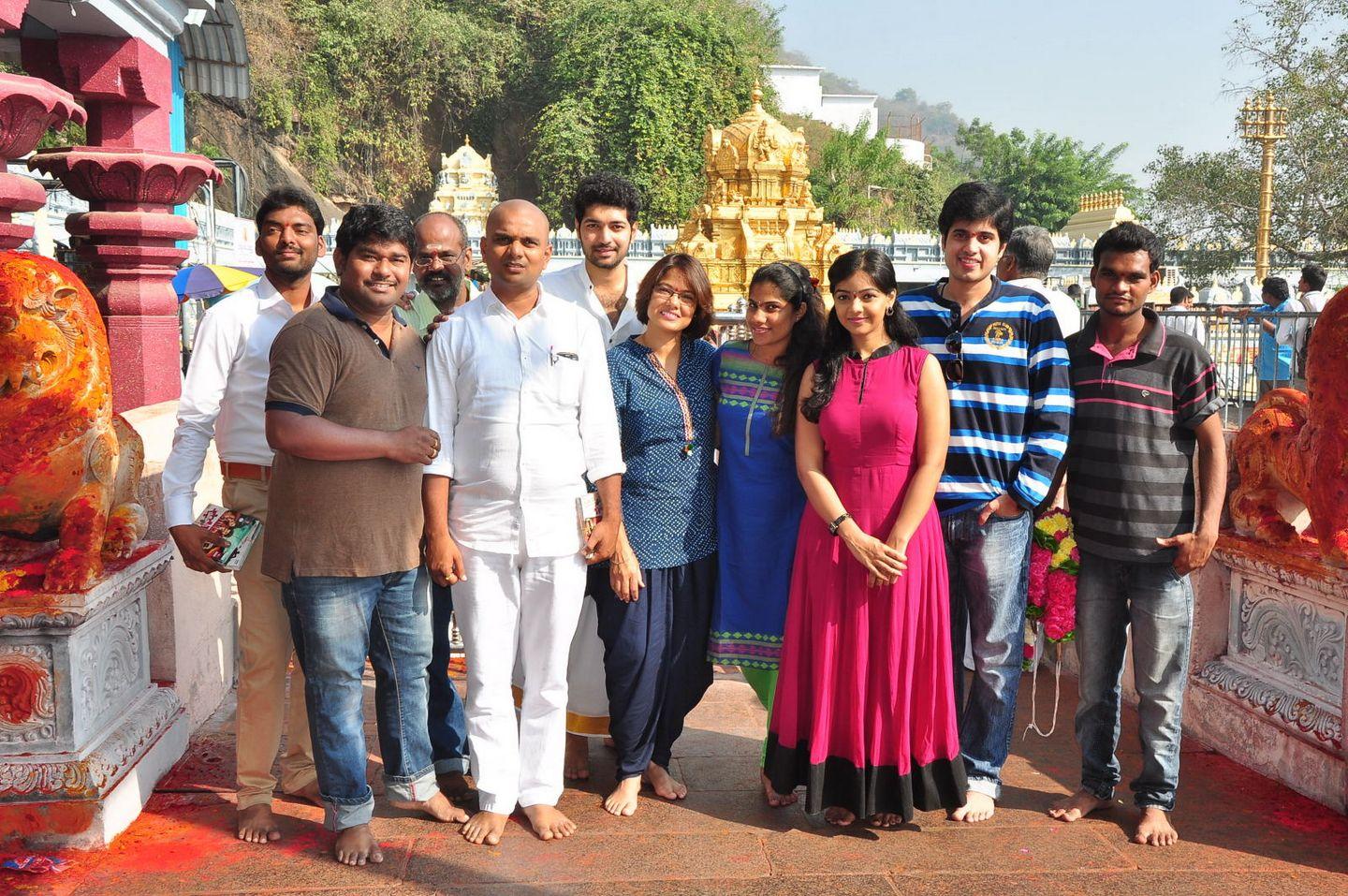 Padesaave Team Visits Kanaka Durga Temple Vijayawada
