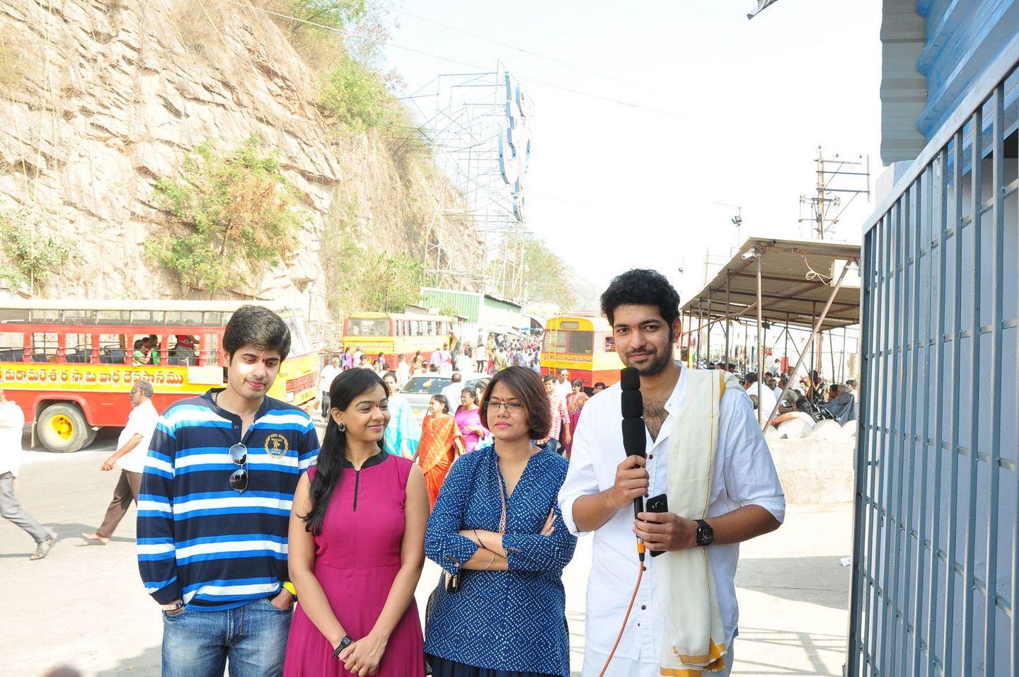 Padesaave Team Visits Kanaka Durga Temple Vijayawada