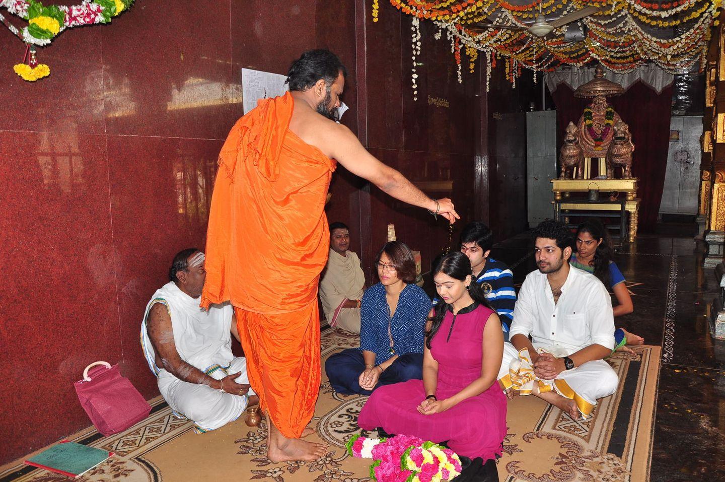 Padesaave Team Visits Kanaka Durga Temple Vijayawada