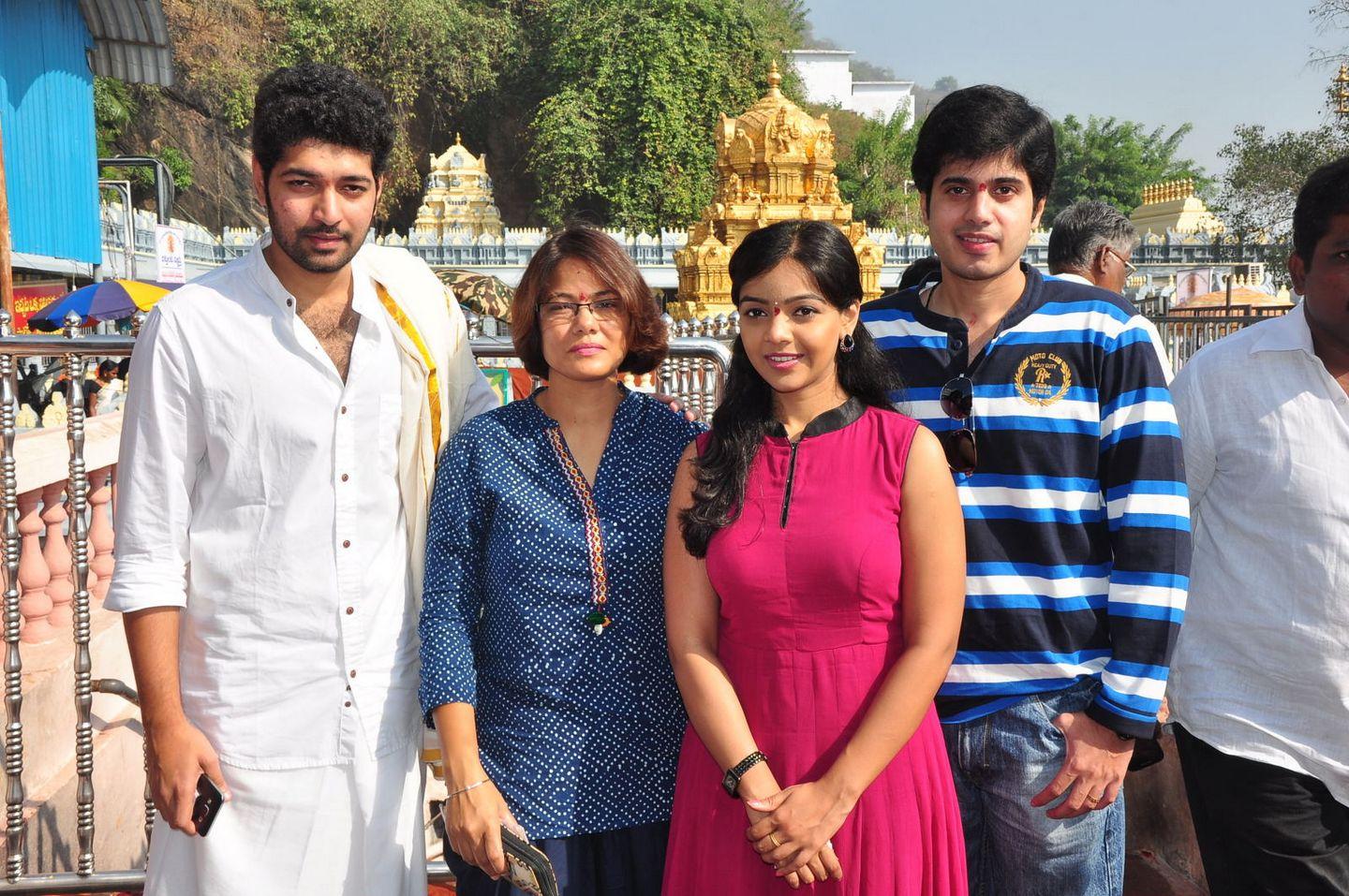 Padesaave Team Visits Kanaka Durga Temple Vijayawada
