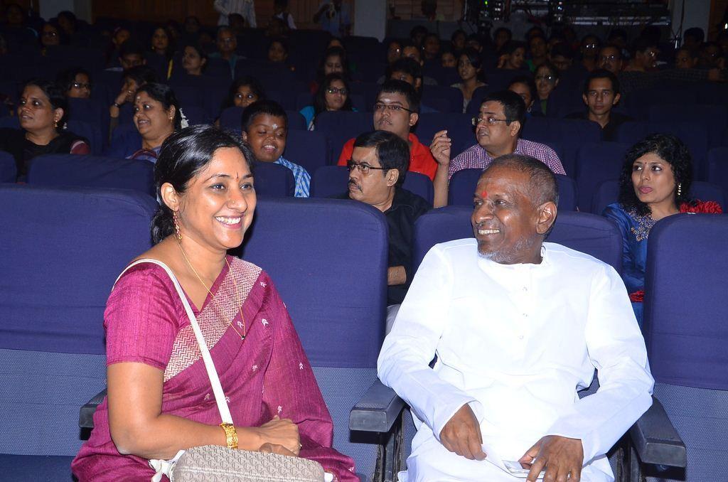 Pattanathil Bhootham Stage Drama Show Stills