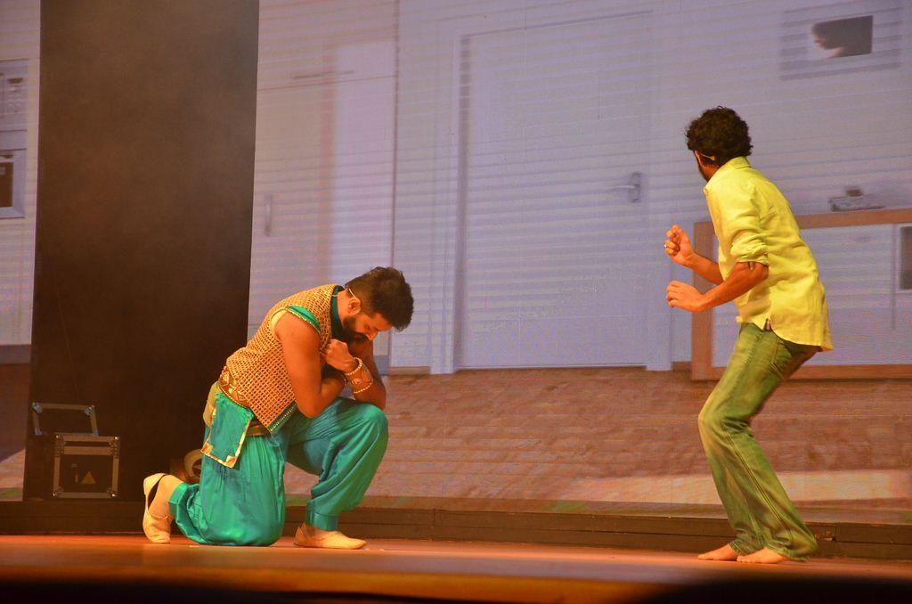 Pattanathil Bhootham Stage Drama Show Stills