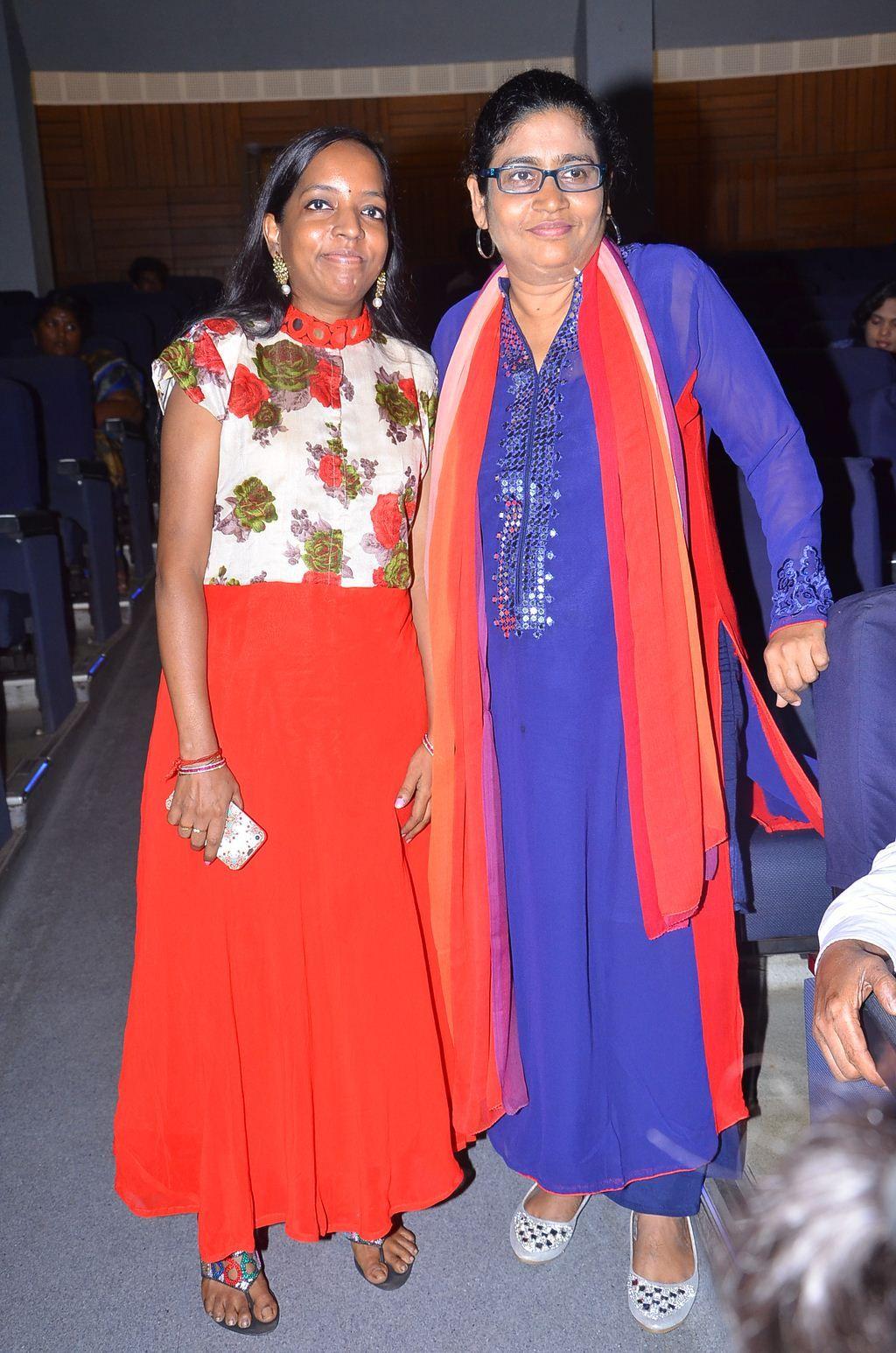 Pattanathil Bhootham Stage Drama Show Stills