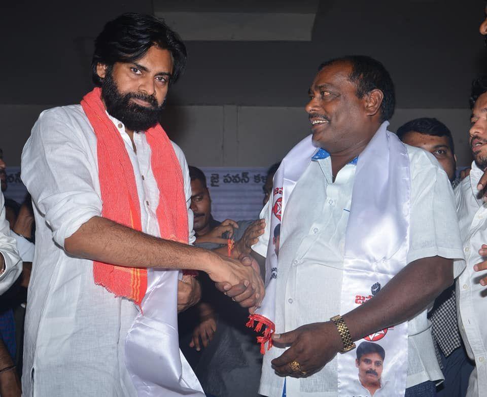 Pawan Kalyan welcomes Mega fans into Janasena party