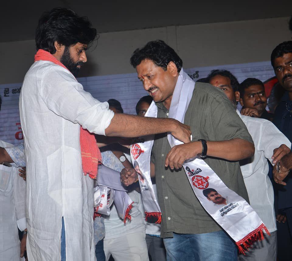 Pawan Kalyan welcomes Mega fans into Janasena party