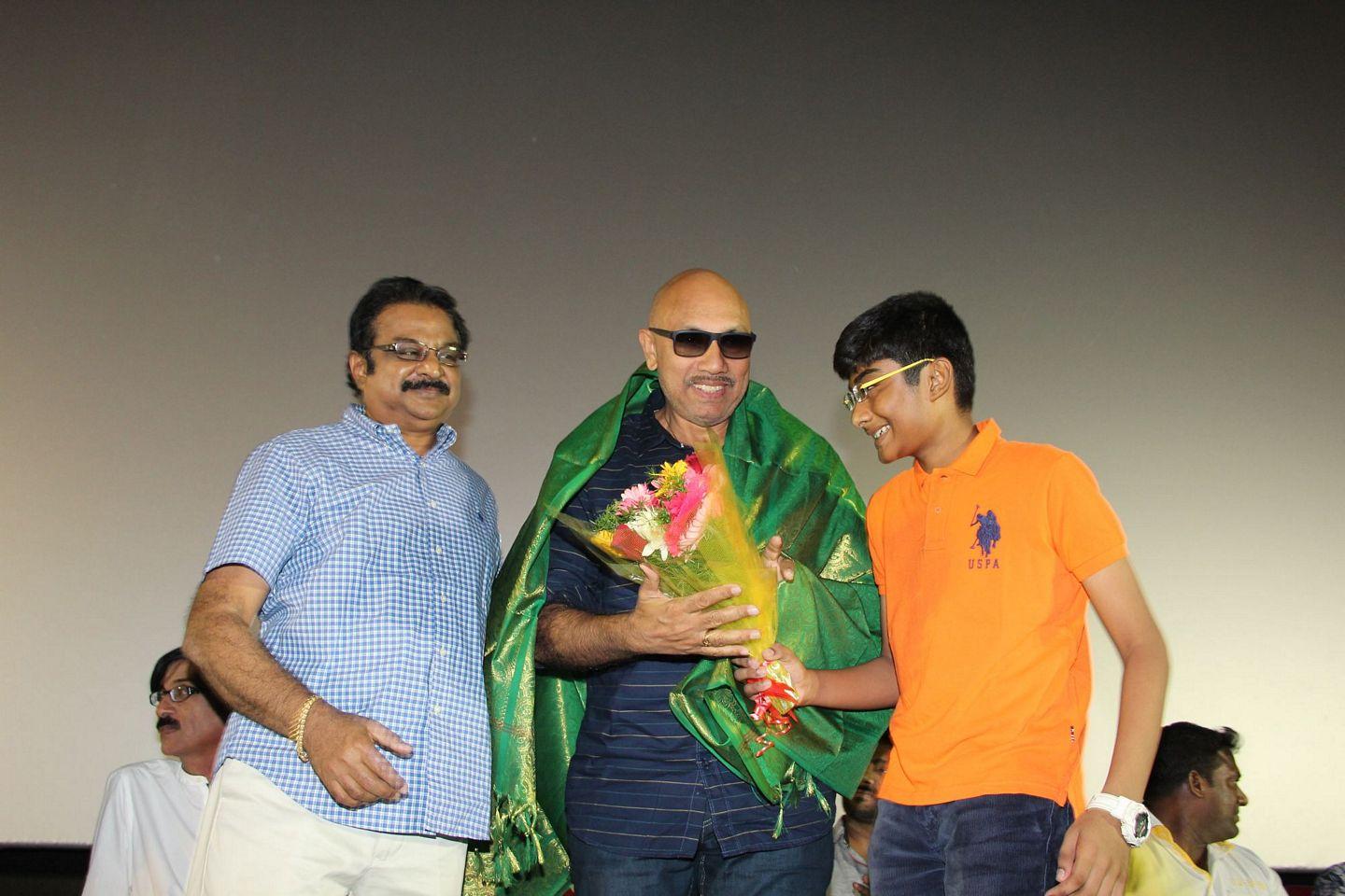 Pokkiri Raja Movie Team Celebration in Kamala Theatre Photos