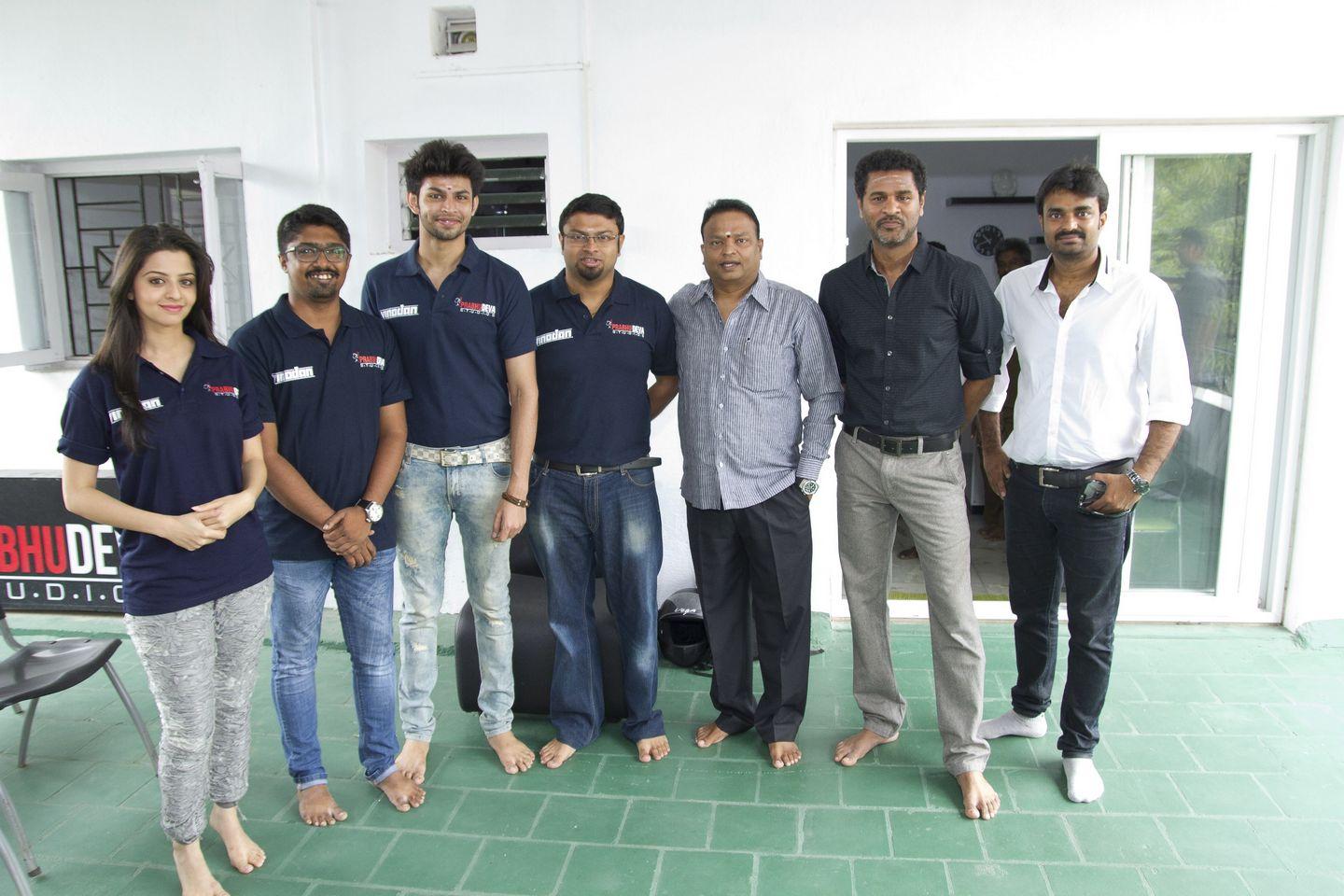 Prabhu Deva launches Vinodan in Style