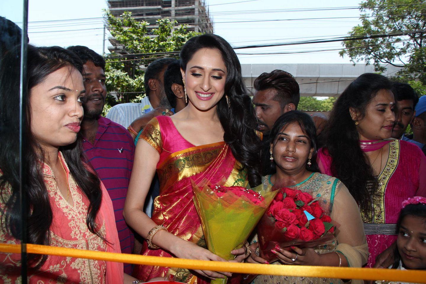  Pragya Jaiswal Launches Mangalam Showroom Pics