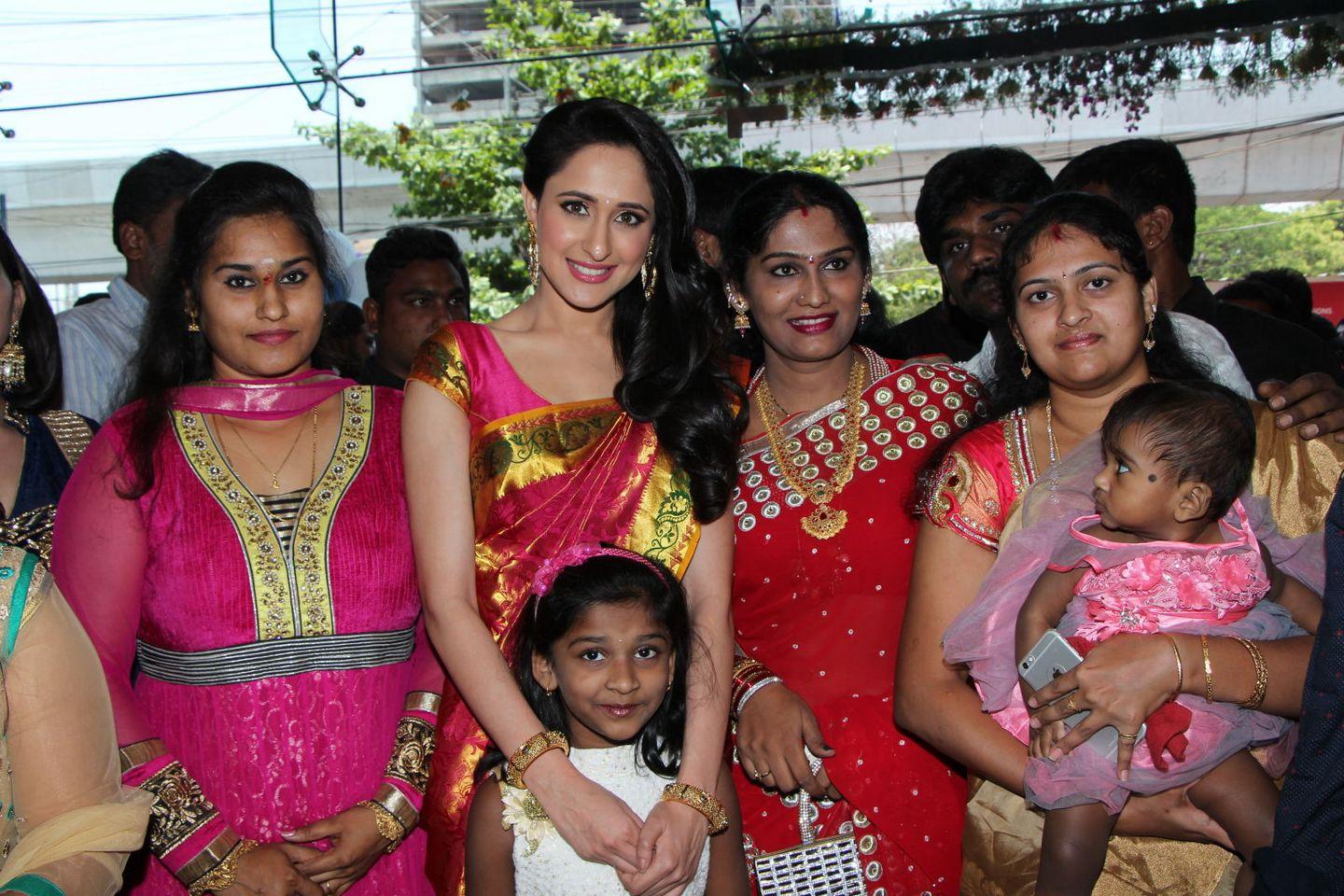  Pragya Jaiswal Launches Mangalam Showroom Pics