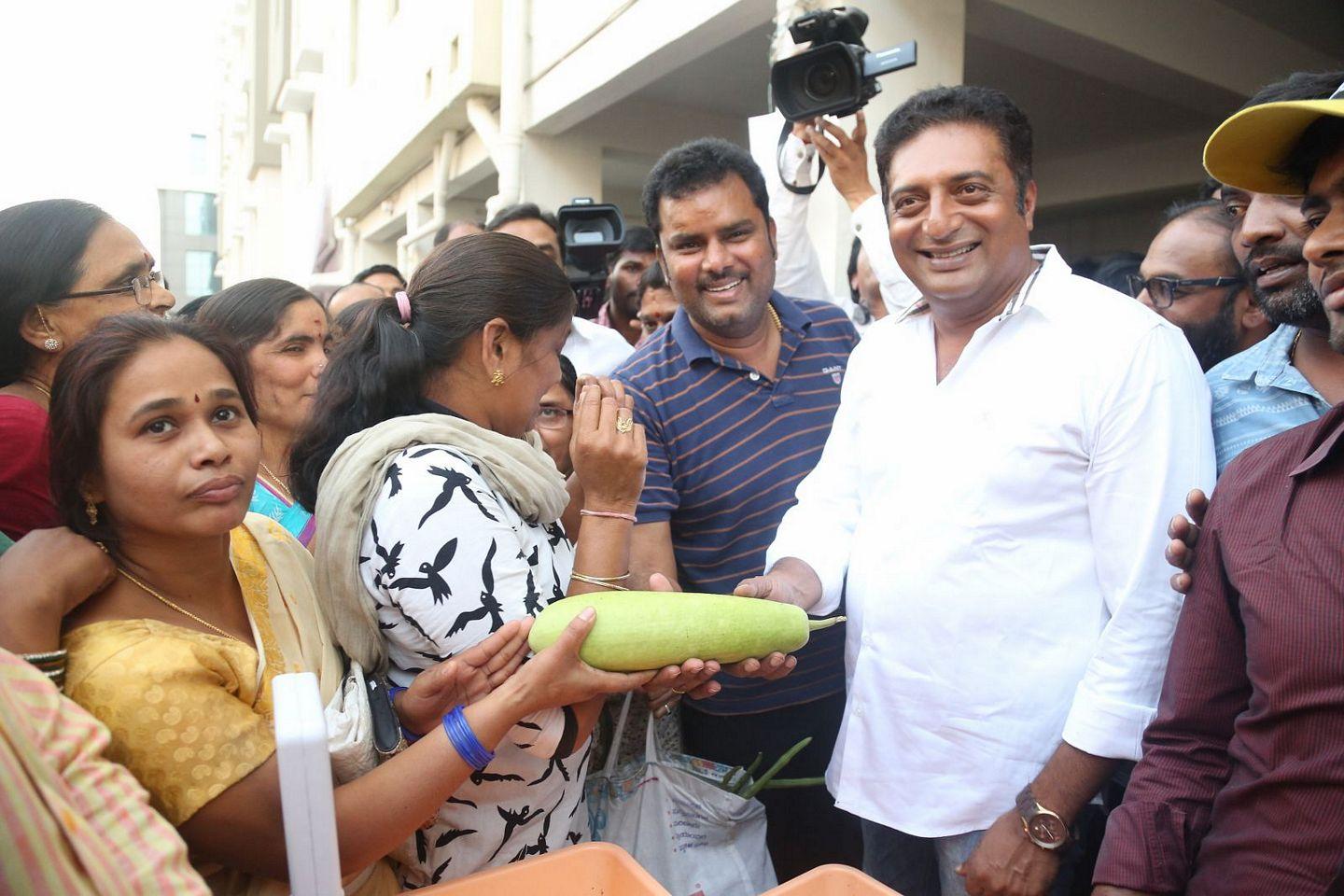 Prakash Raj Vegmantra Launch Photos