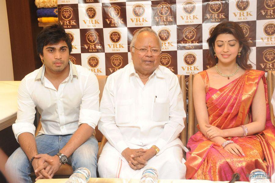 Pranitha Launches VRK Silks at Kukatpally