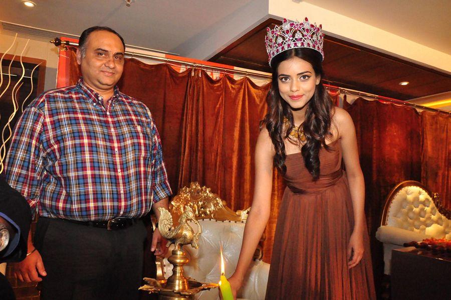 Priyadarshini Latest Stills at Barbeque Nation Opening