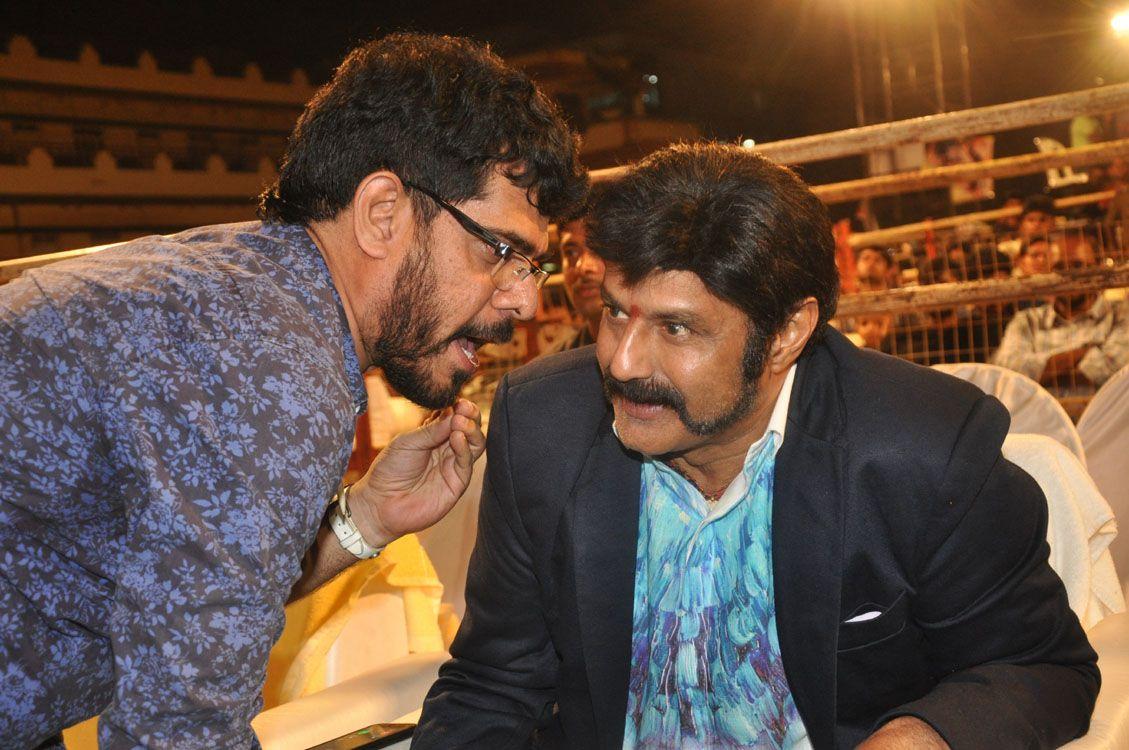 Raja Cheyyi Veste Audio Photos