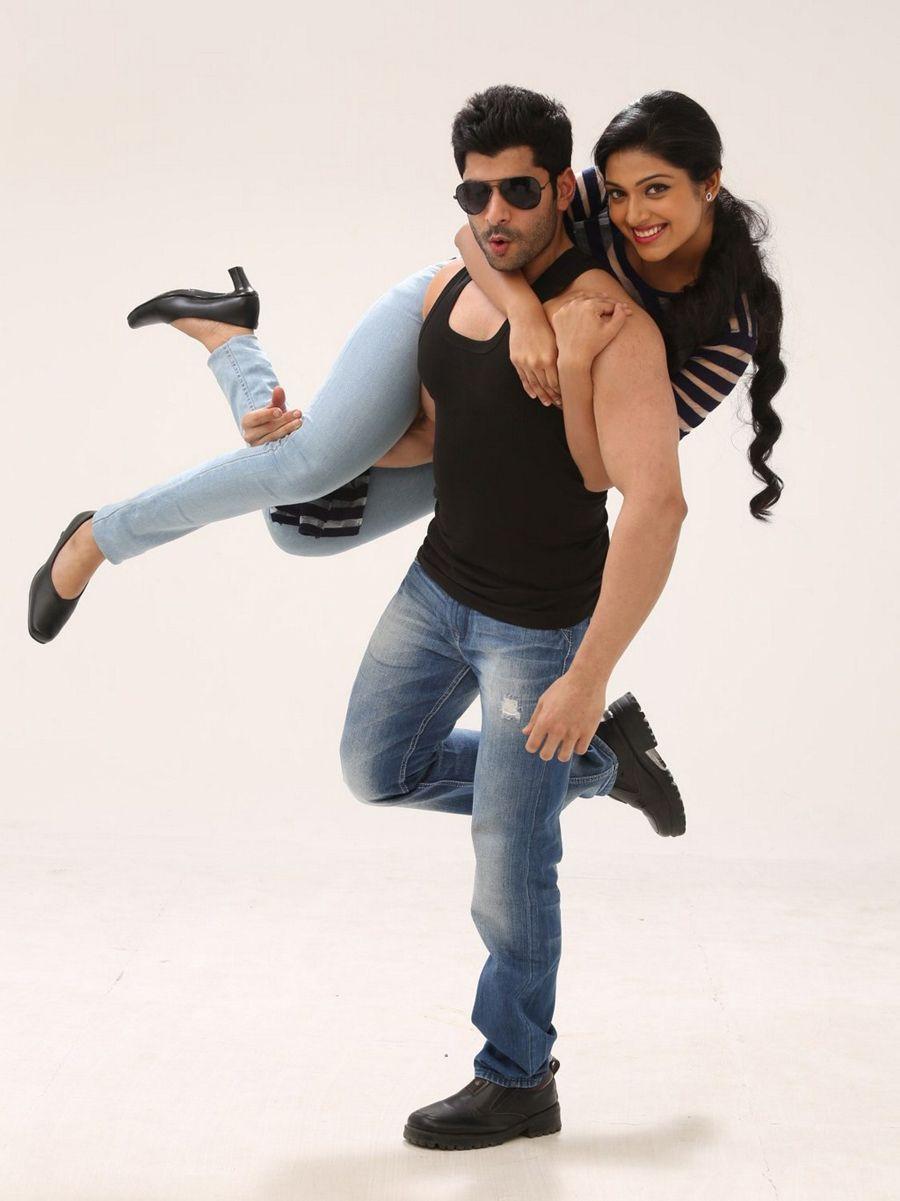 Rajavin Paarvai Raniyin Pakkam Movie Stills