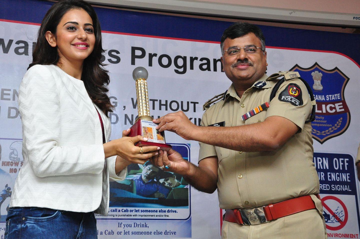 Rakul Preet Singh at Hyd Traffic Awareness Programme Photos