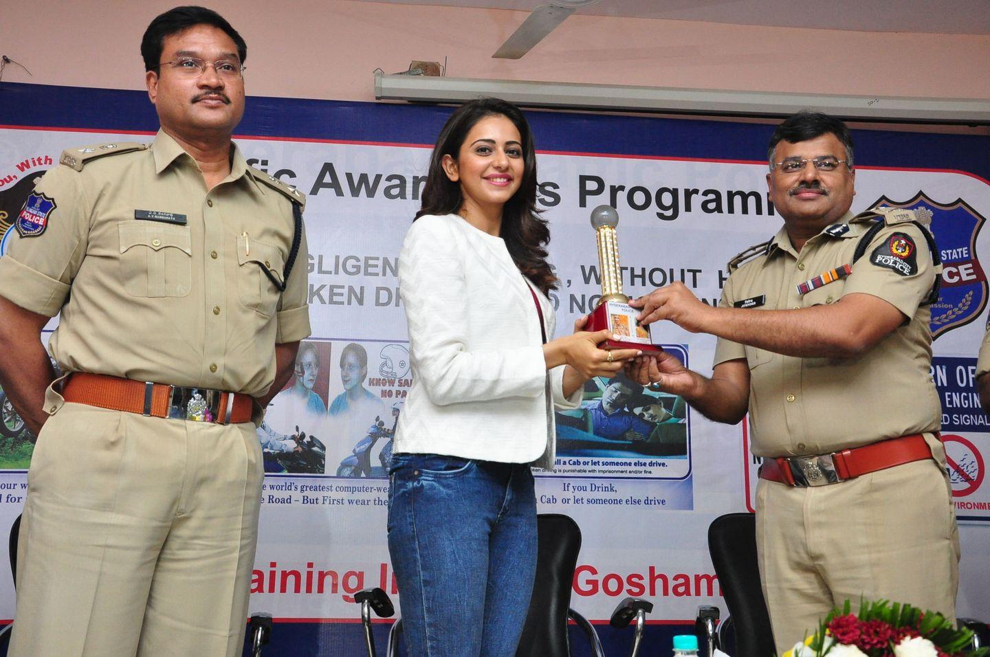 Rakul Preet Singh at Hyd Traffic Awareness Programme Photos