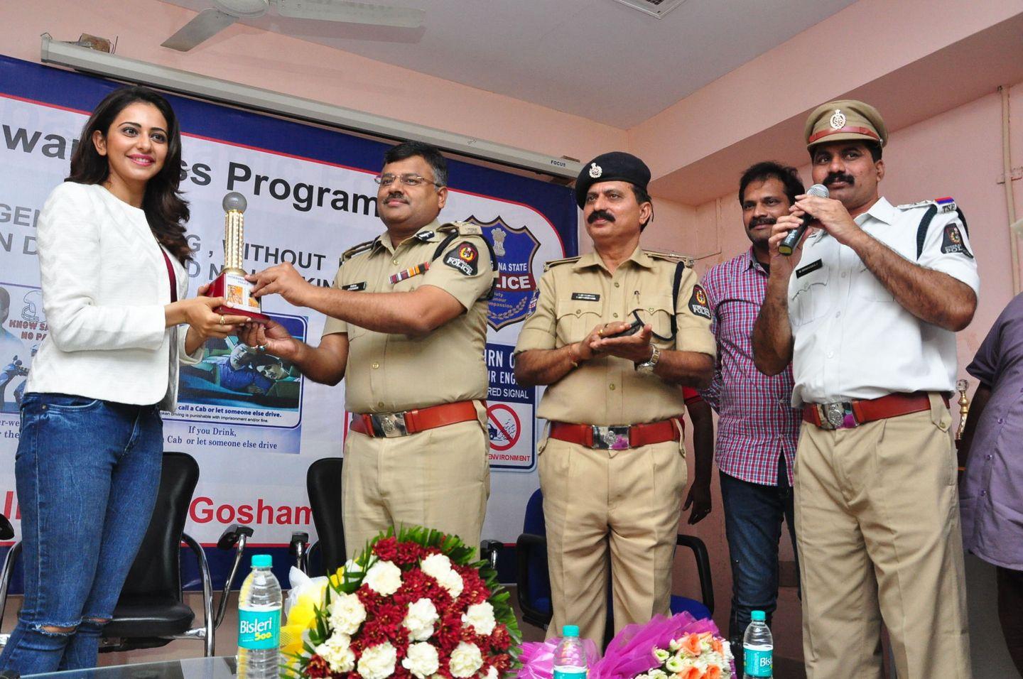 Rakul Preet Singh at Hyd Traffic Awareness Programme Photos