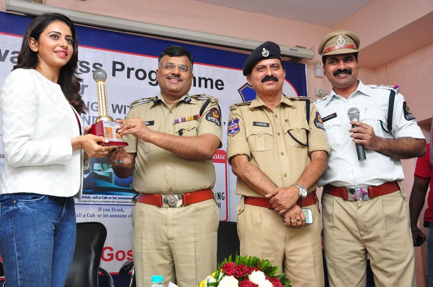 Rakul Preet Singh at Hyd Traffic Awareness Programme Photos