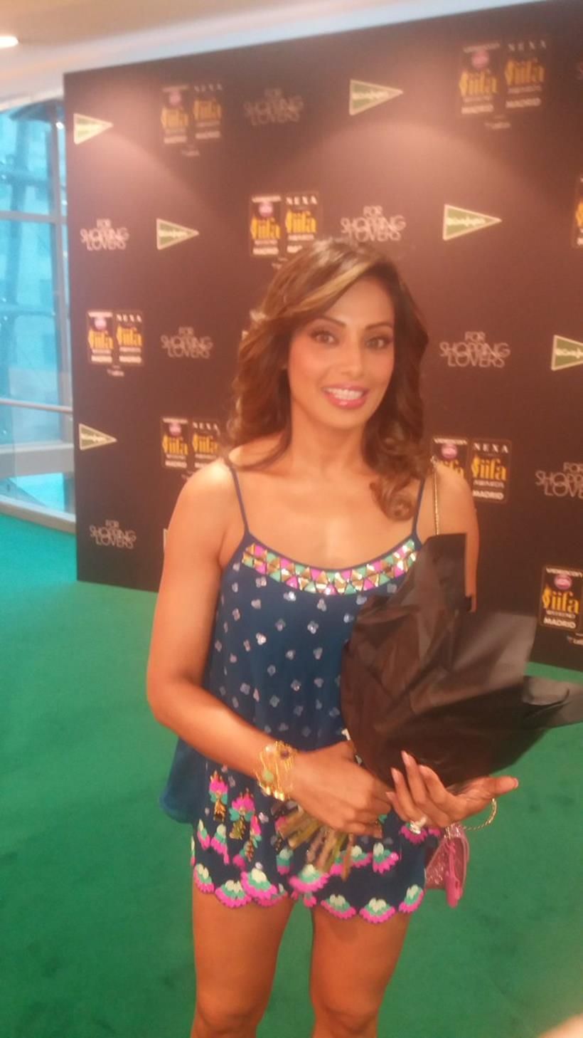 Rare Pics of Salman Hrithik Bipasha Mouni at the IIFA 2016 