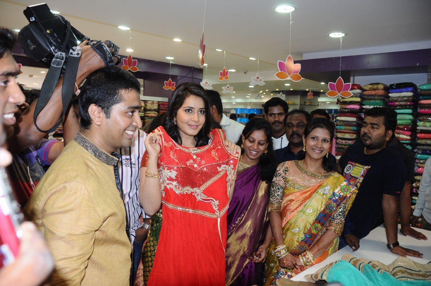 Rashi Khanna Launches Vastralakshmi Wedding Mall