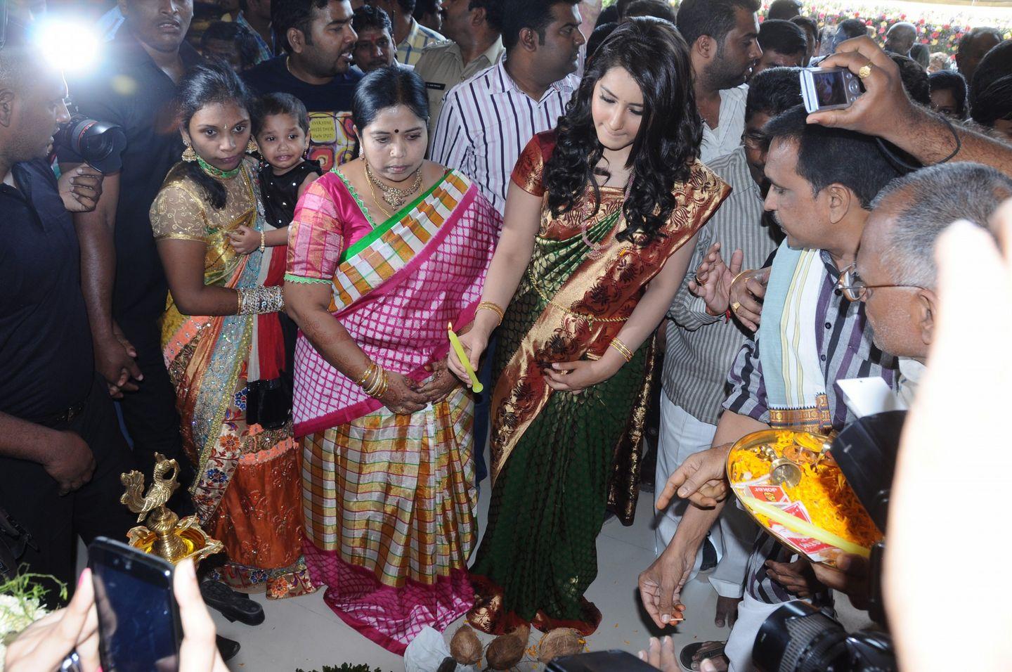 Rashi Khanna Launches Vastralakshmi Wedding Mall