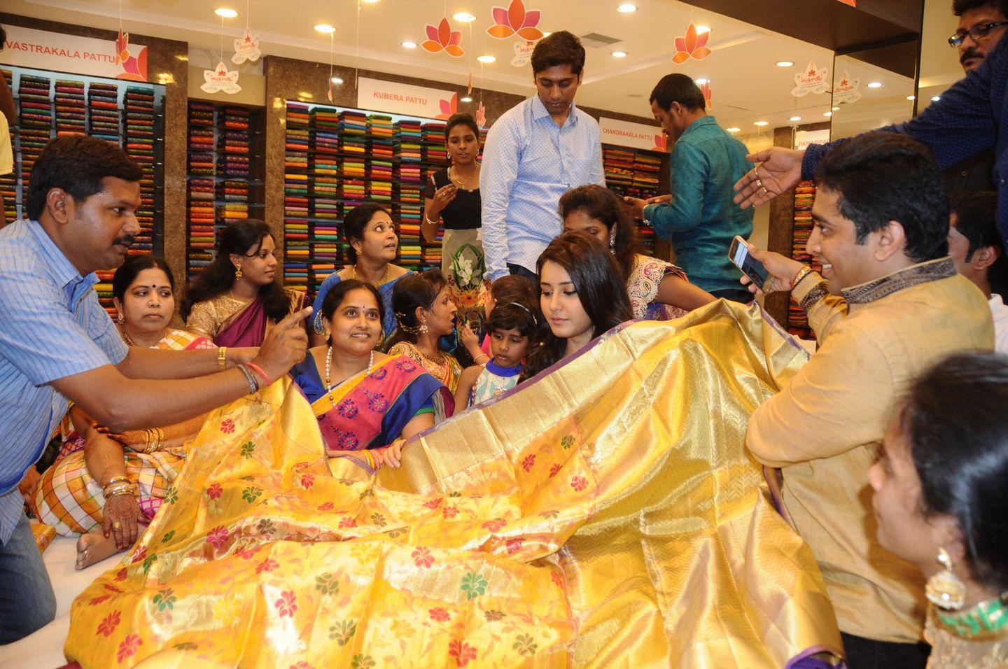 Rashi Khanna Launches Vastralakshmi Wedding Mall