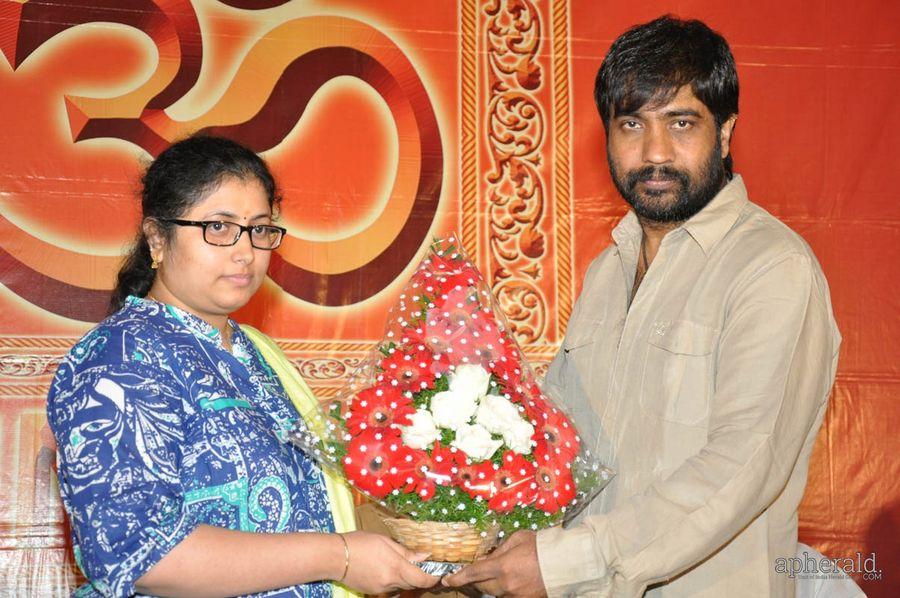 REY Movie Platinum Disk Pics