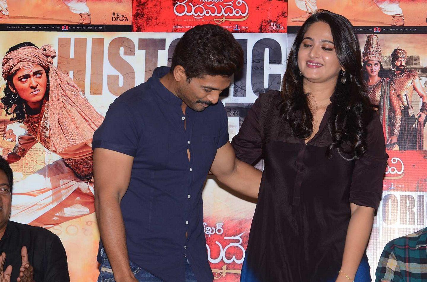 Rudhramadevi Success Meet Pics