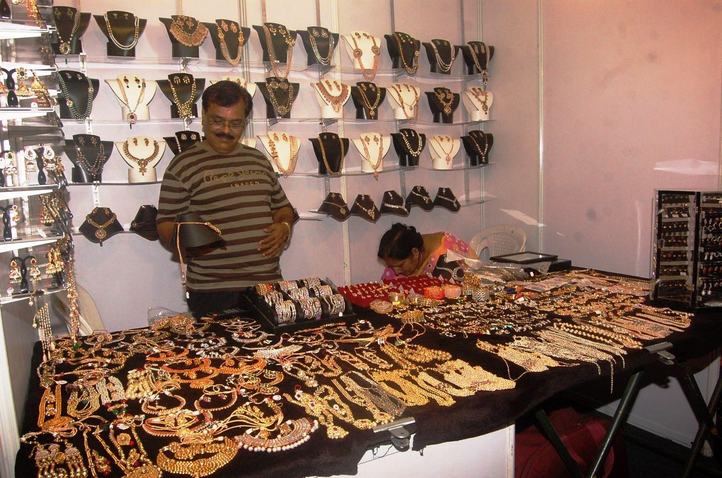 Rutuja Shinde Launches Silk India Expo