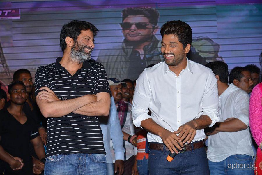 S/o Satyamurthy Success Meet At Viazg
