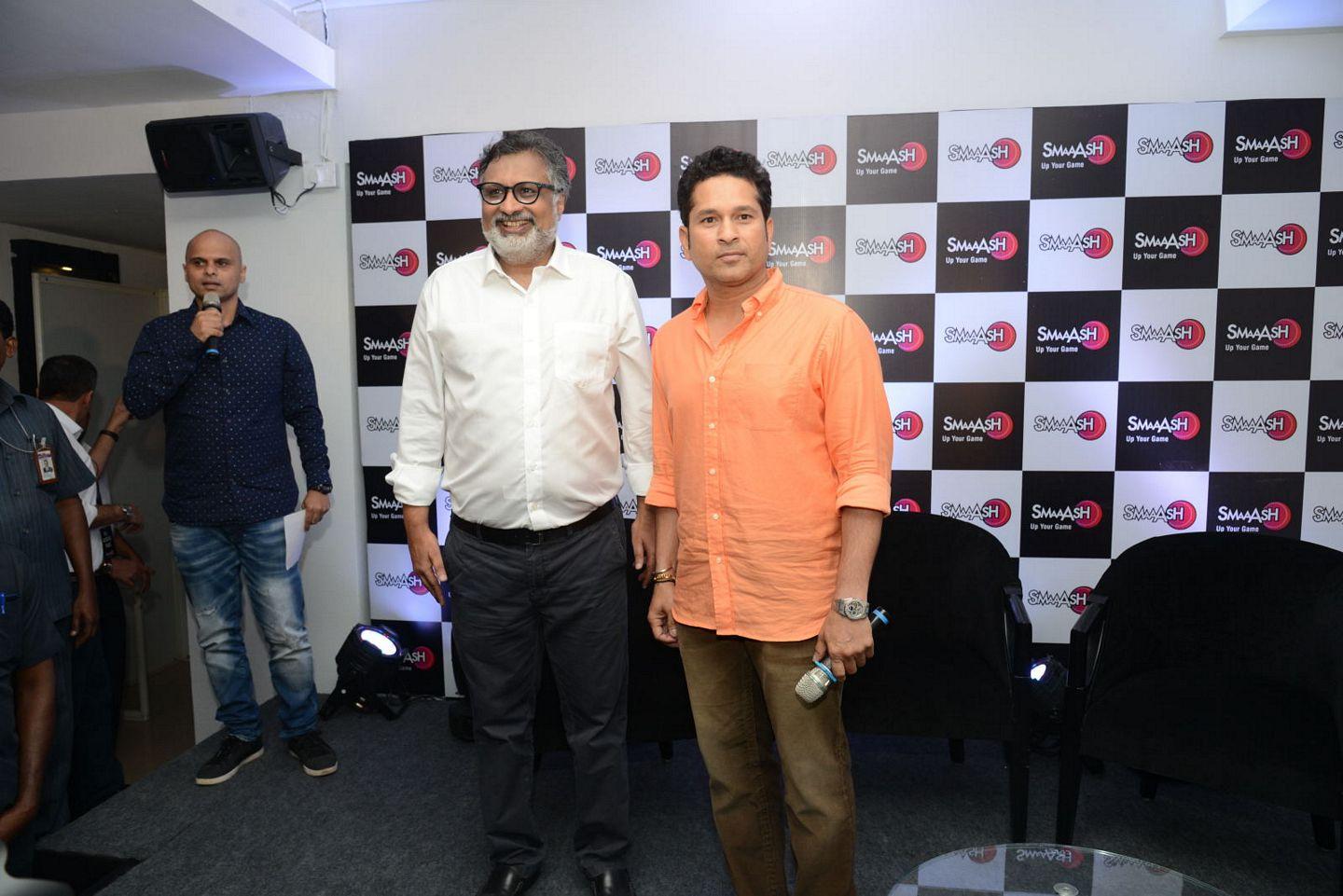 Sachin Tendulkar Launches Smaaash at Inorbit Mall