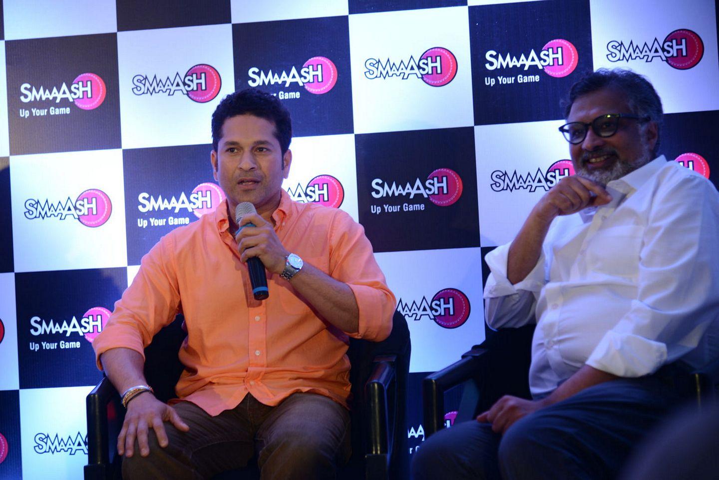 Sachin Tendulkar Launches Smaaash at Inorbit Mall