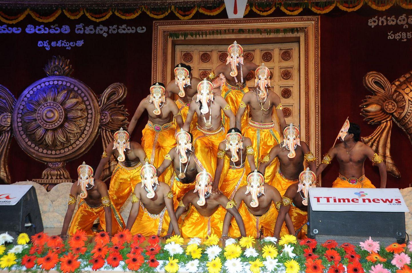 Sampoorna Bhagavad Gita Audio Launch Photos