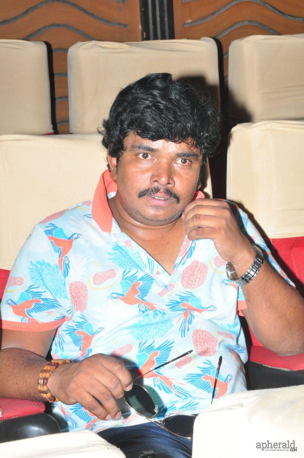 Sampoornesh Hangama At Theater