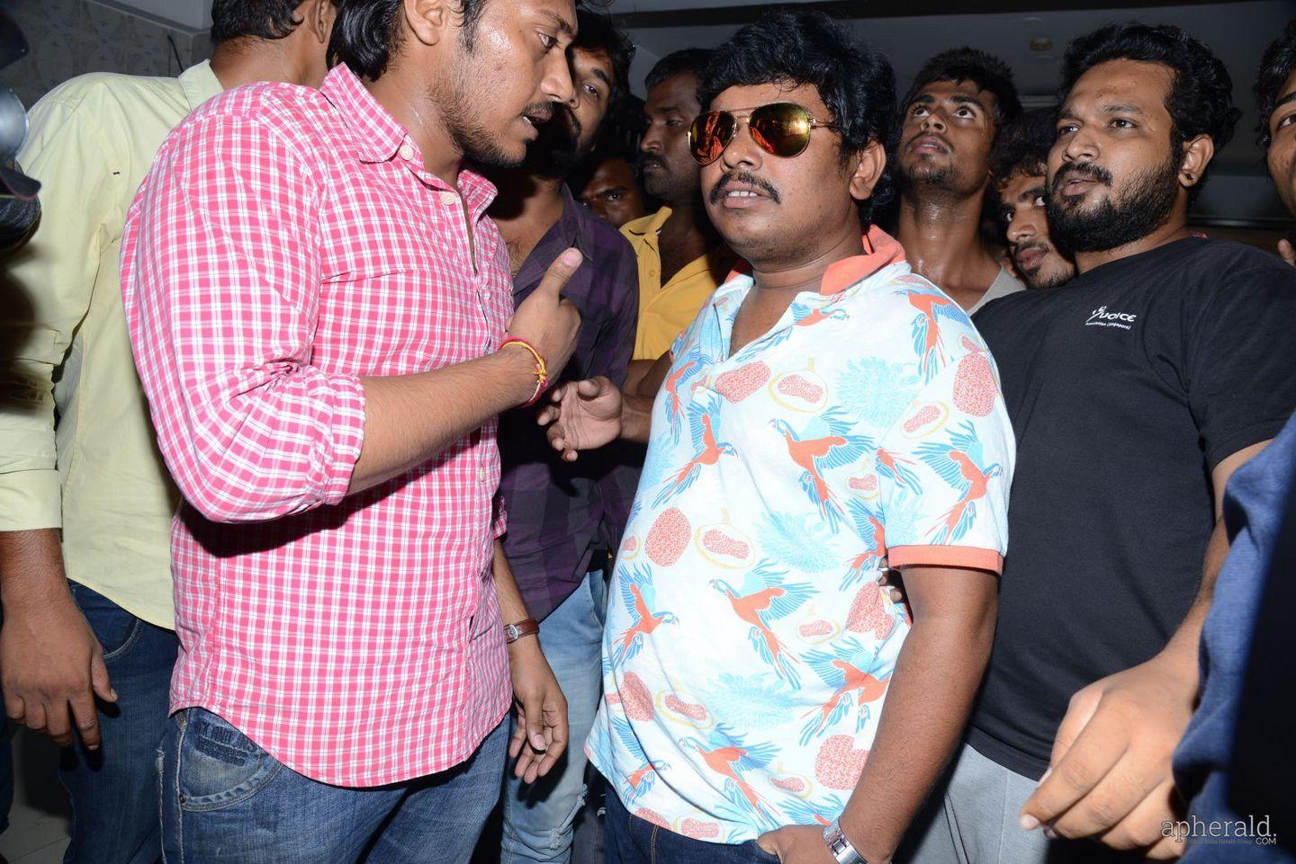 Sampoornesh Hangama At Theater