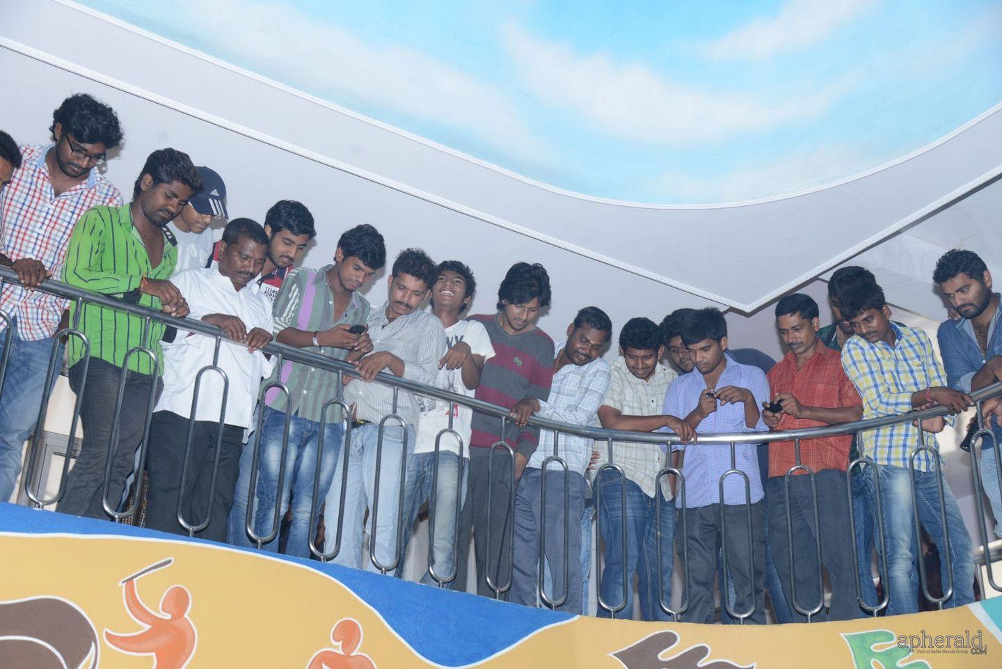 Sampoornesh Hangama At Theater