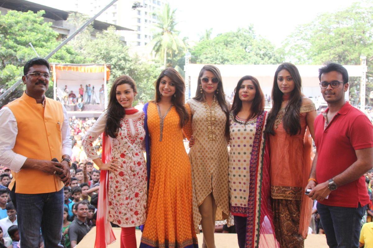 Sanskriti Dahikala Utsav 2015 in Thane