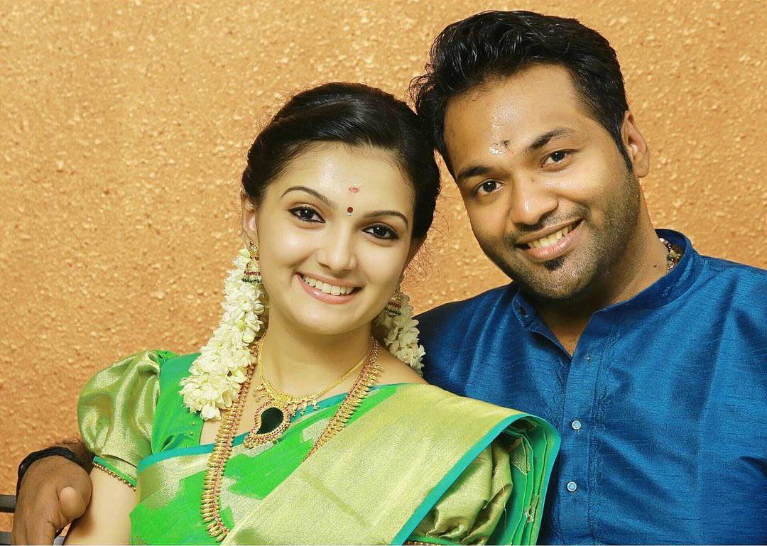 Saranya Mohan Engagement Photos