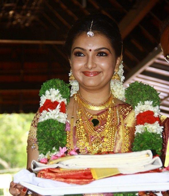 Saranya Mohan Marriage Photos