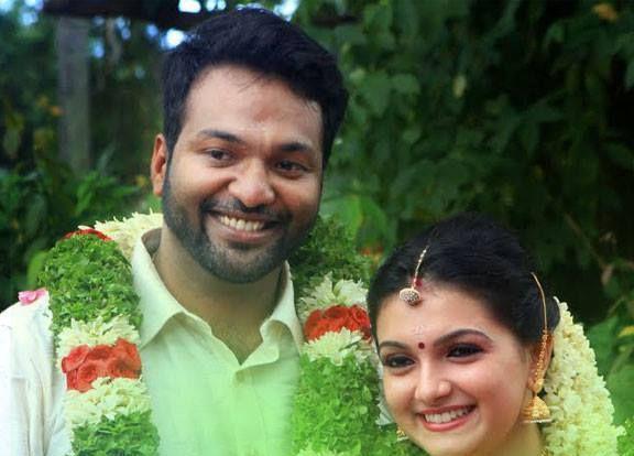 Saranya Mohan Marriage Photos